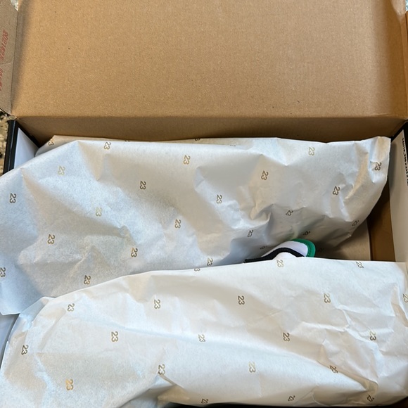 Nike Air Jordan low LIMITED green/white mens US size 11- Stock X verified - Picture 7 of 10